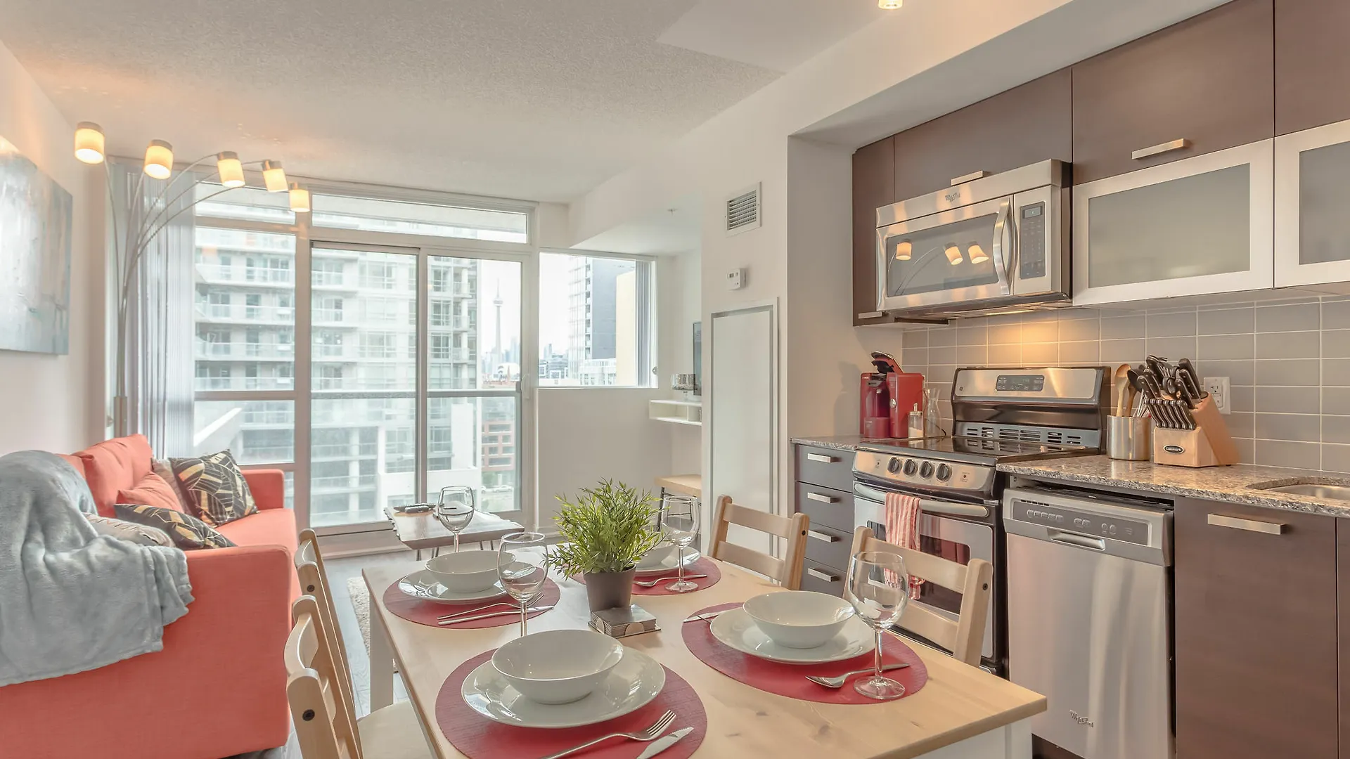 Aoc Suites - Luxury Condo - City/Cn Tower View Toronto